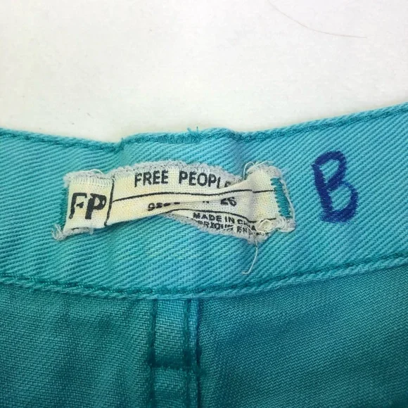 Free People Teal Cotton Jean Shorts EUC Sz 2 26 - Picture 5 of 11